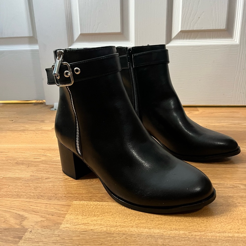 Lane Bryant Ascena Booties Black 11W